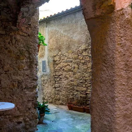 Borgo Antico - Casetta Carmela Holiday home Lerici